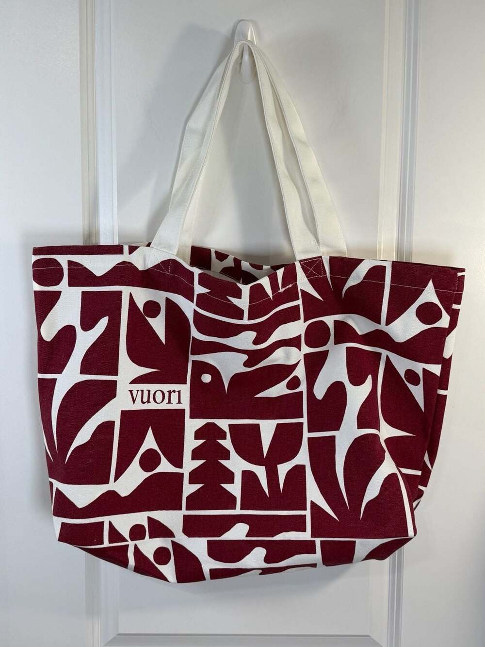 Vuori Canvas Tote Bag and Matching Zipper Pouch Set Burgundy White Geo Print - Picture 2 of 5